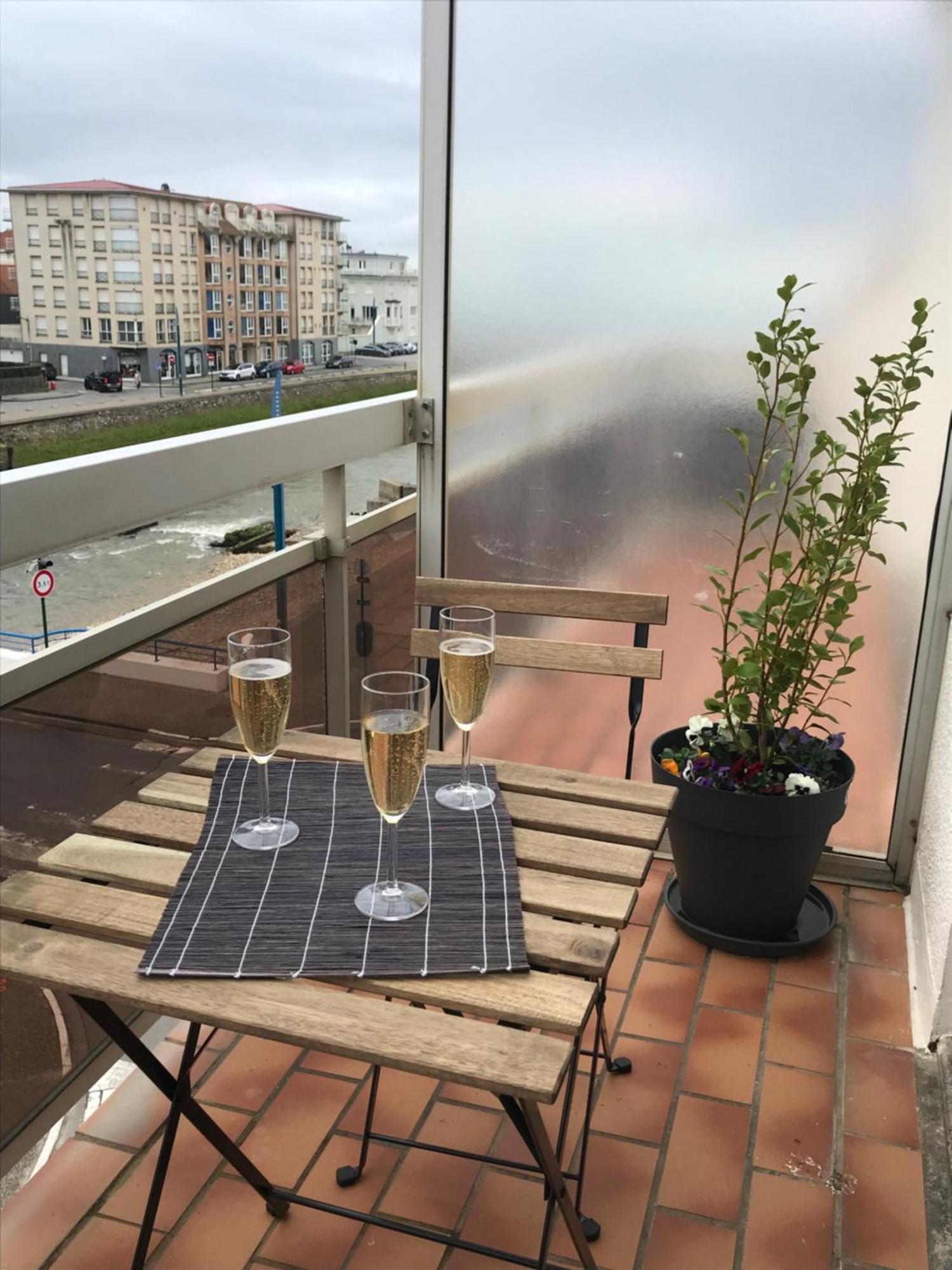 Une Jolie Vue - Appt 2 Pieces Vue Mer Balcon Sud Вимере Экстерьер фото